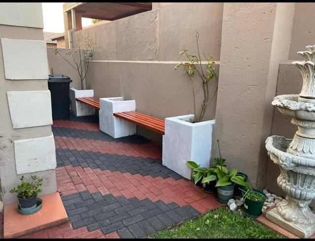 2 BEDROOM APARTMENT FOR SALE IN THE REEDS